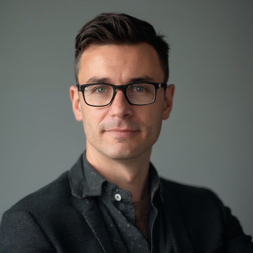 Dr. Fehér Gábor — magyar online kaszinók reviewer